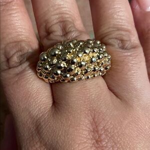Elegant Gold-tone Beaded Women's Ring